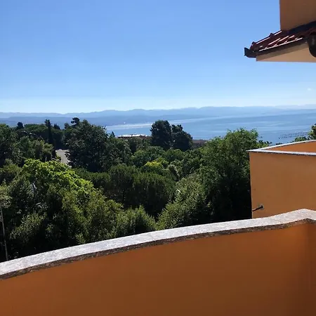 Nelly Lägenhet Opatija